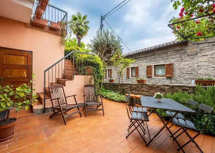 Cinzia By Interhome Hébergement de vacances *